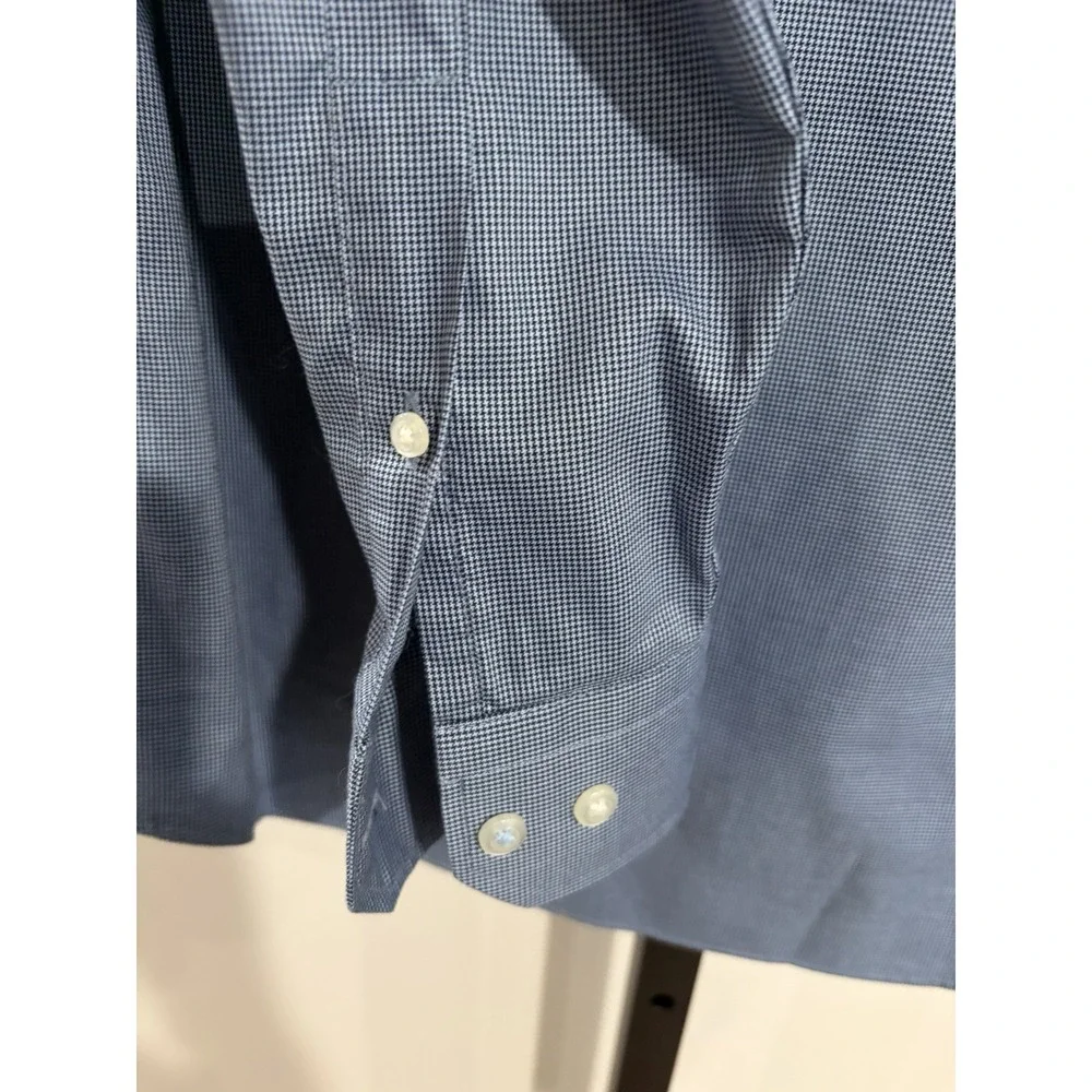 Banana Republic 100% cotton